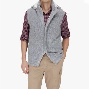 BRUNELLO CUCINELLI
Gray Cashmere Knit Puffer Vest